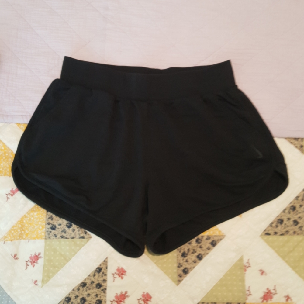 Nike knit shorts
